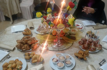Aperitif service in the room